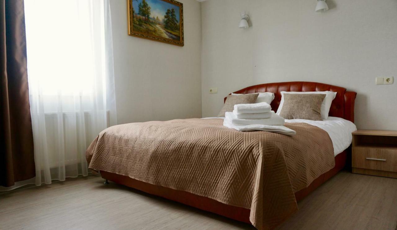 Gatnoye Zhuliany City Hotel מראה חיצוני תמונה
