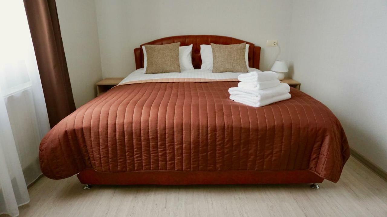 Gatnoye Zhuliany City Hotel מראה חיצוני תמונה