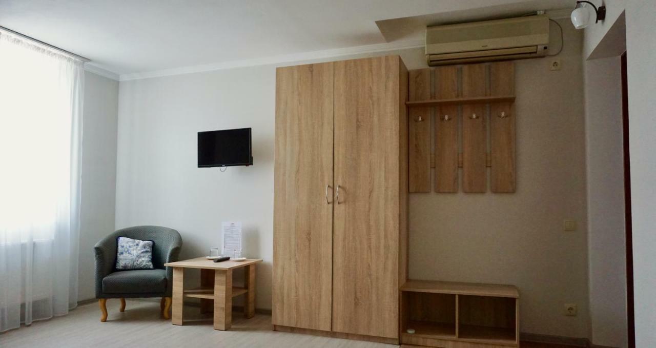 Gatnoye Zhuliany City Hotel מראה חיצוני תמונה