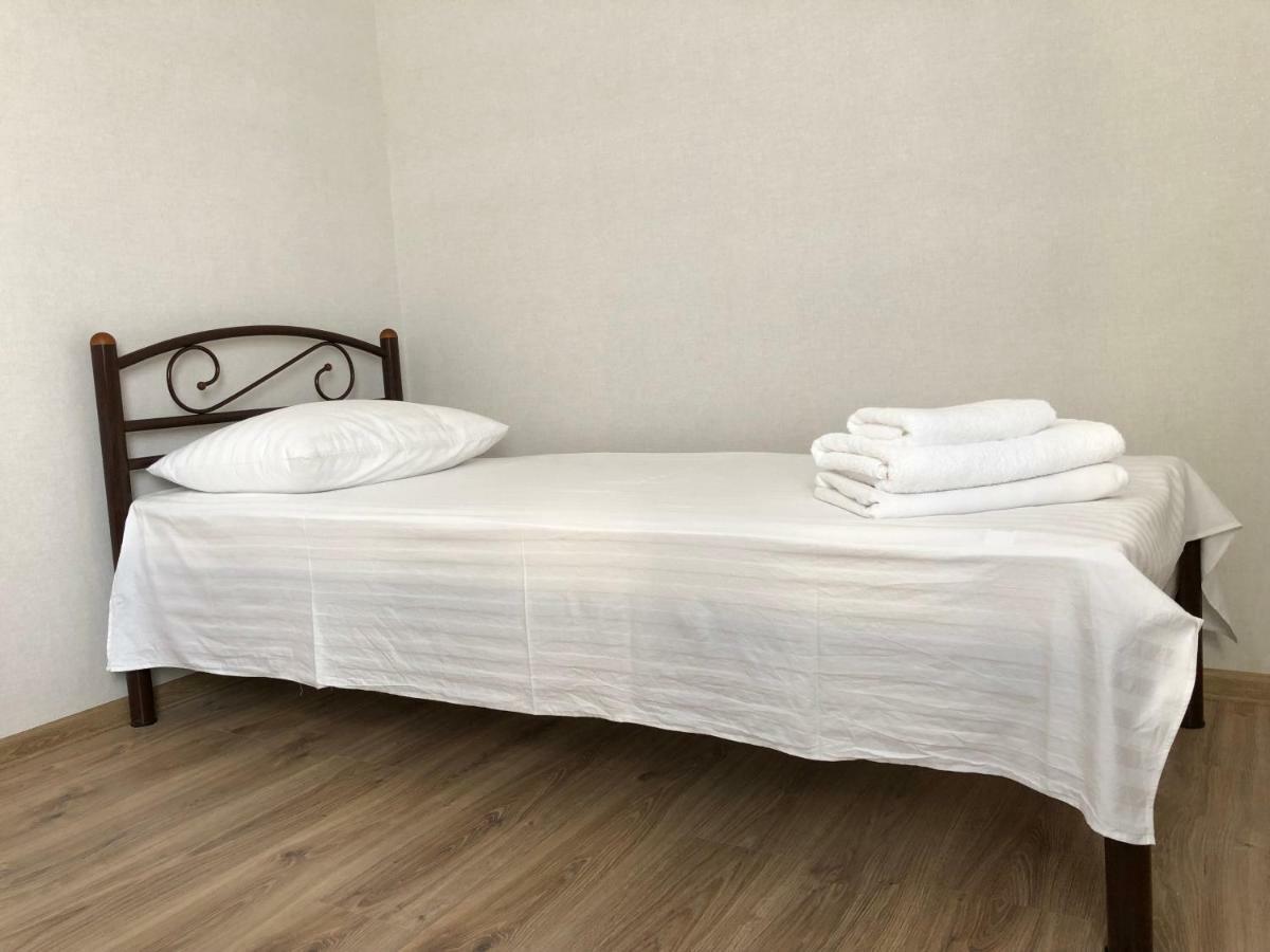 Gatnoye Zhuliany City Hotel מראה חיצוני תמונה