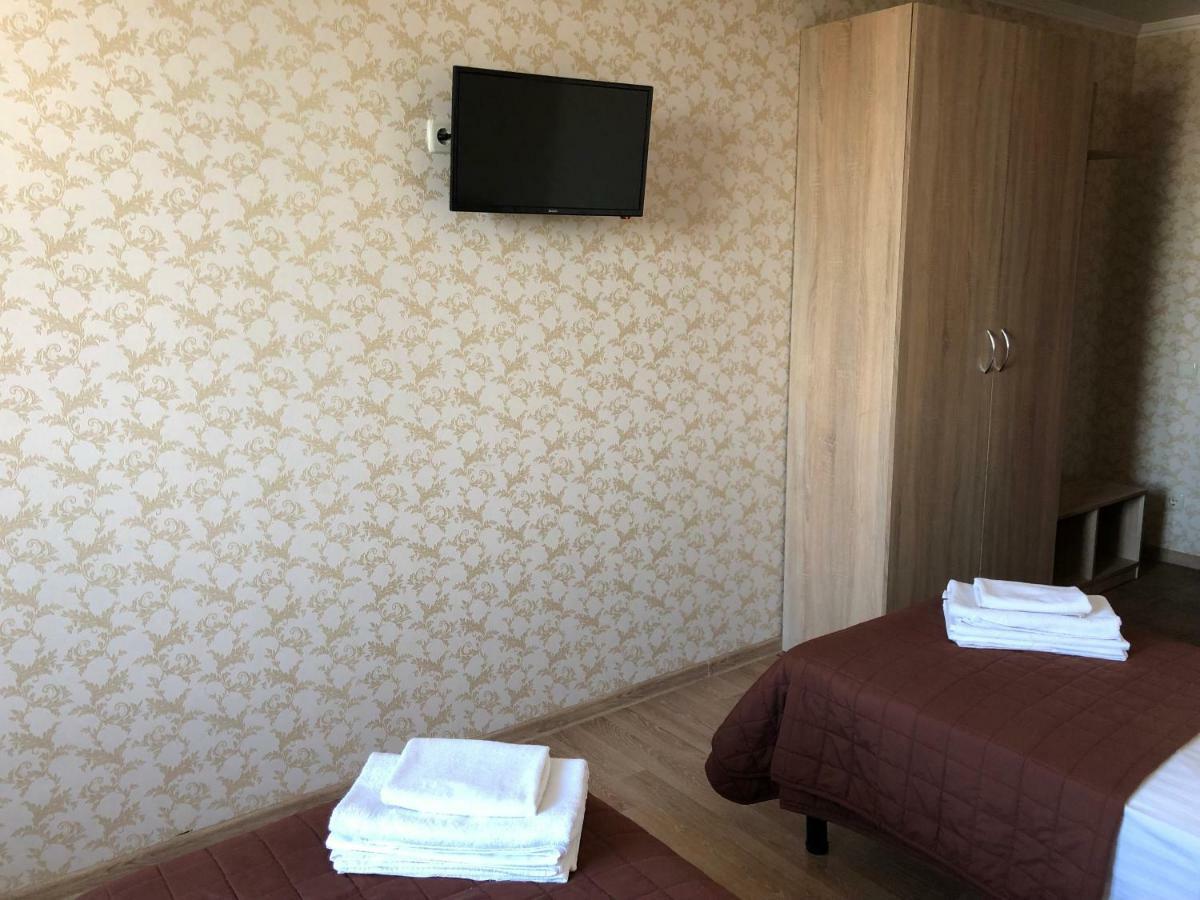 Gatnoye Zhuliany City Hotel מראה חיצוני תמונה